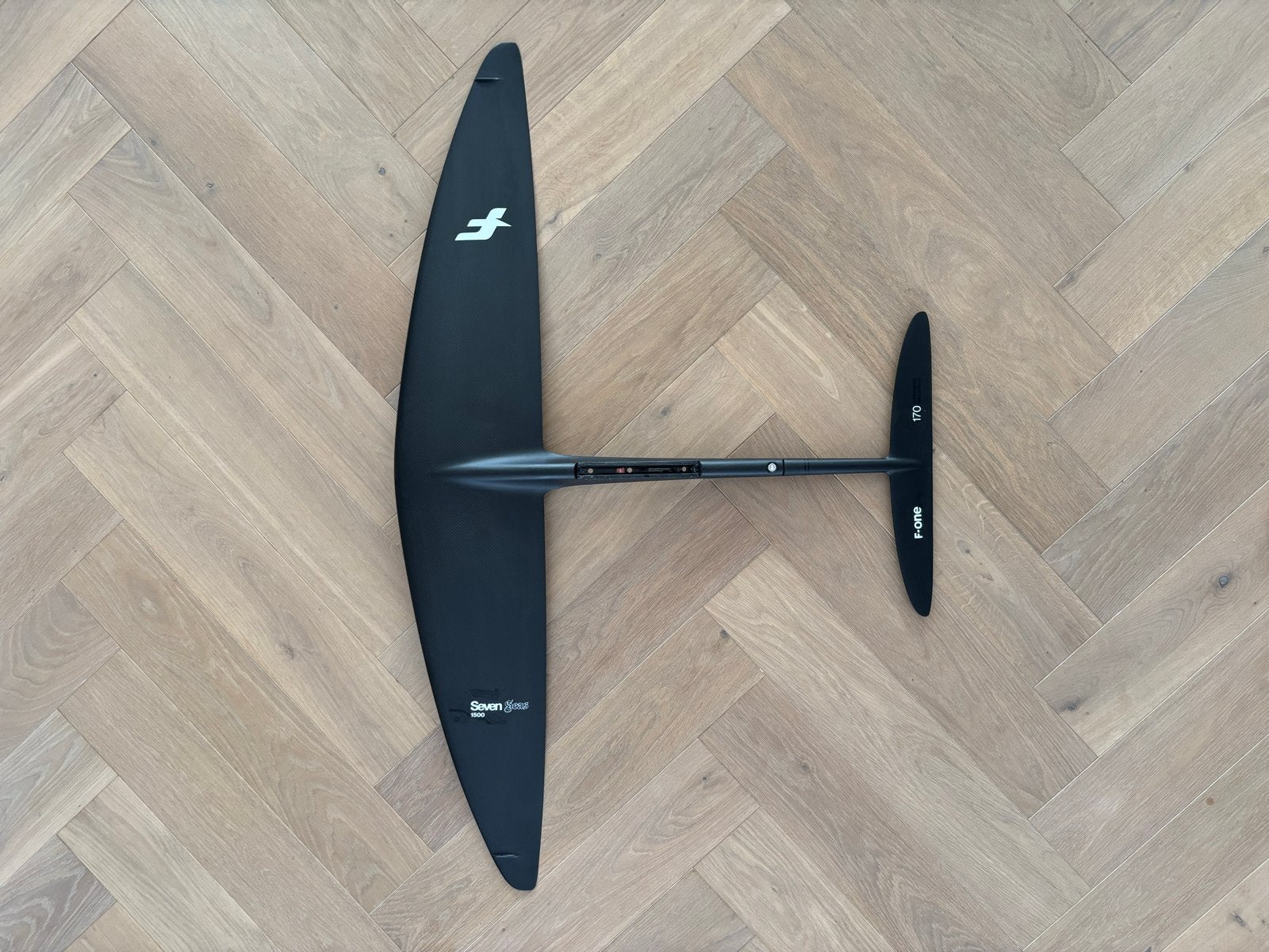 F-One Seven Seas 1500 foil, Ophalen of Verzenden, Gebruikt, Overige typen, Met vinnen