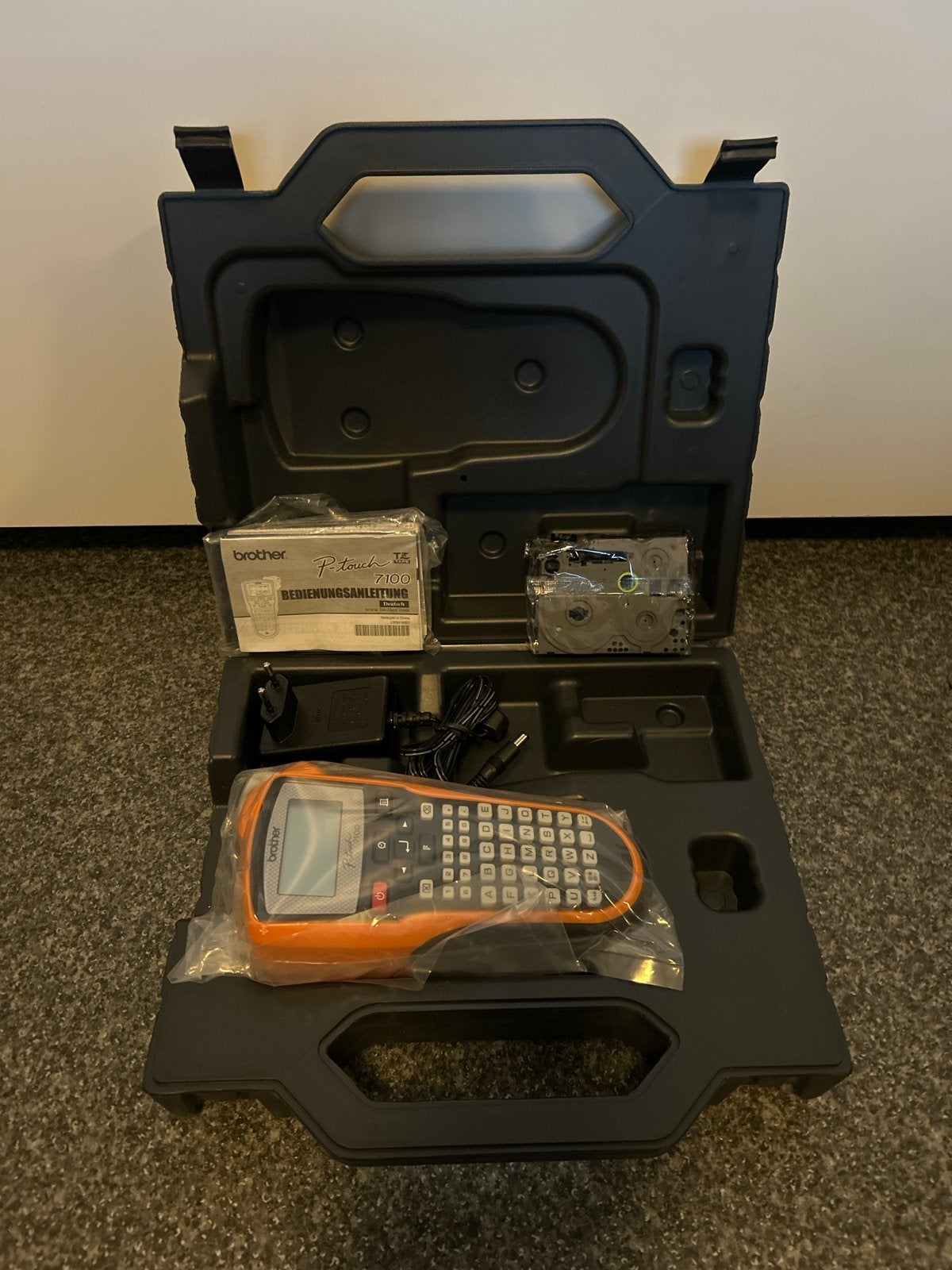 Brother P-touch 7100 labelprinter in koffer, Ophalen, Nieuw, Qwerty, Tape-label