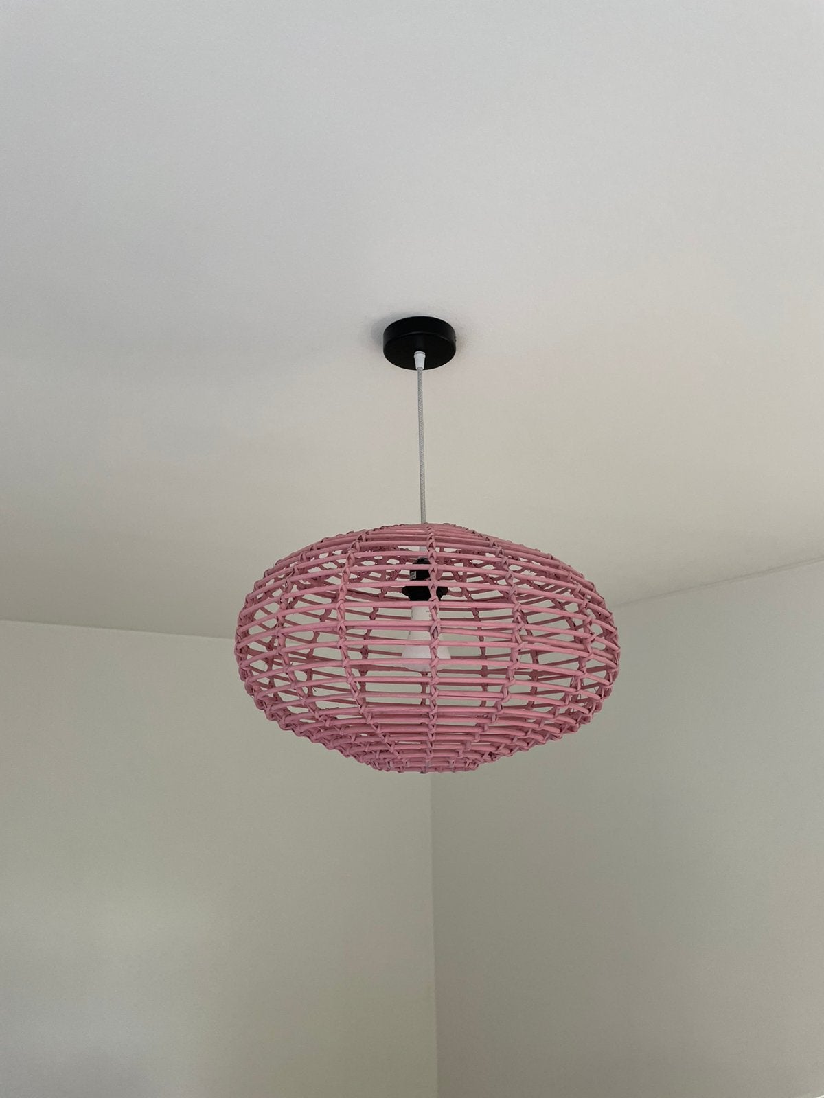 Leuke rieten lamp, Ophalen, Zo goed als nieuw