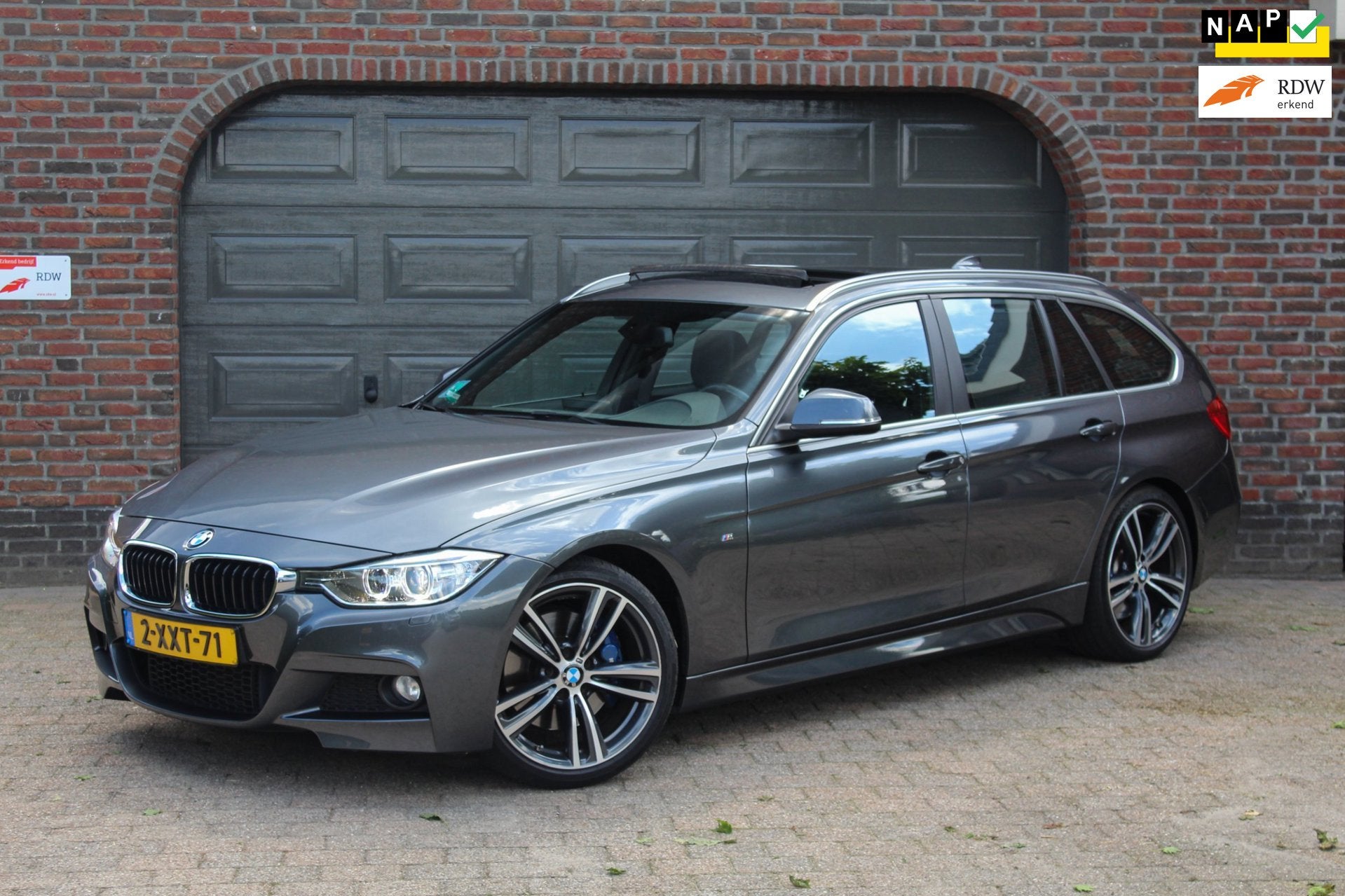 BMW 3-serie Touring 320i M-sport - M-performance - Pano - Au, Auto's, BMW, Automaat, Achterwielaandrijving, Gebruikt, 4 cilinders