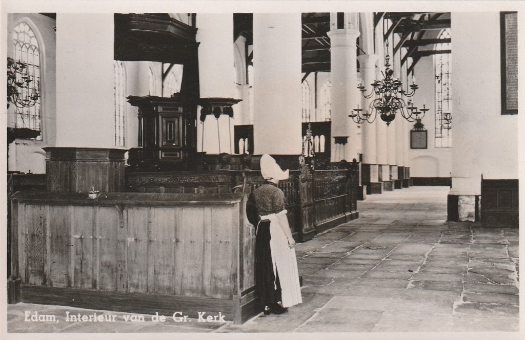 EDAM Grote Kerk Interieur Klederdracht, Verzamelen, Verzenden, 1940 tot 1960, Ongelopen, Noord-Holland