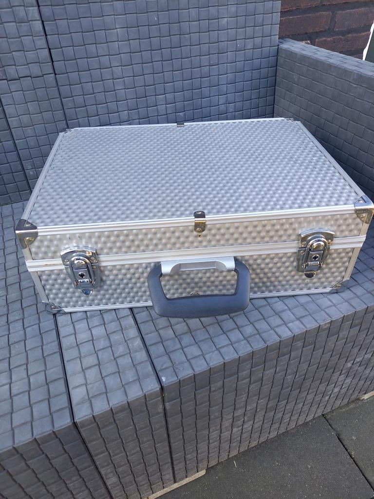 Muziek koffer / flightcase 2 stuks, Ophalen of Verzenden