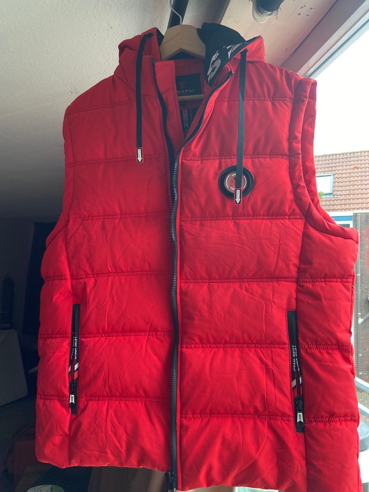 Jingpai bodywarmer met capuchon xxxl, Ophalen of Verzenden, Nieuw, Overige maten, Rood