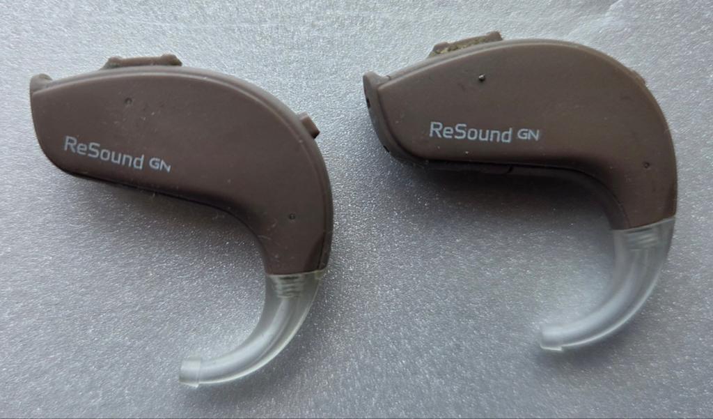 Resound hoortoestellen links en rechts, optie telefoonclip, Ophalen of Verzenden, Gebruikt, Overige typen