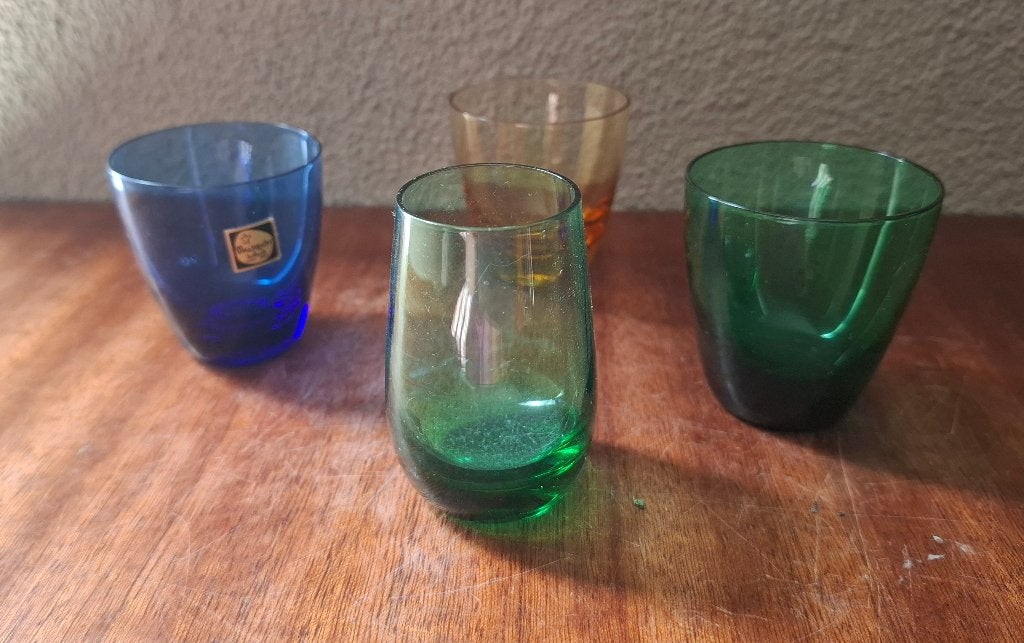 3 Carnaval borrelglaasjes Max Verboeket Maastricht + vaasje, Ophalen of Verzenden, Gebruikt, Borrel- of Shotglas