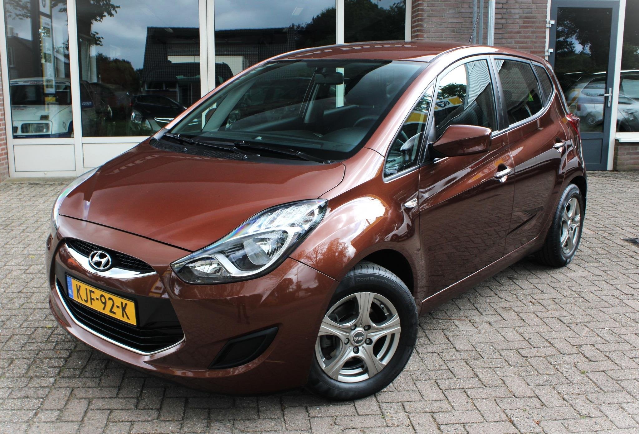 Hyundai ix20 1.6i Elektrische ramen V en A Boordcomputer, Mu, Auto's, Hyundai, Euro 5, 1591 cc, 4 cilinders, Bruin