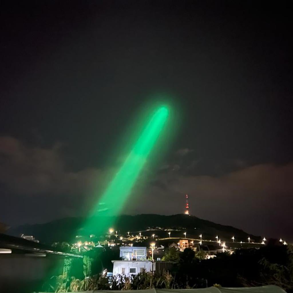 PNI Adventure F750 Green Light LED zaklamp, Ophalen of Verzenden, Nieuw, Batterij