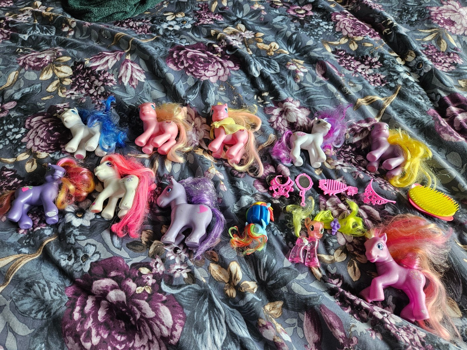 Te koop littel pony, Ophalen of Verzenden, Jongen of Meisje