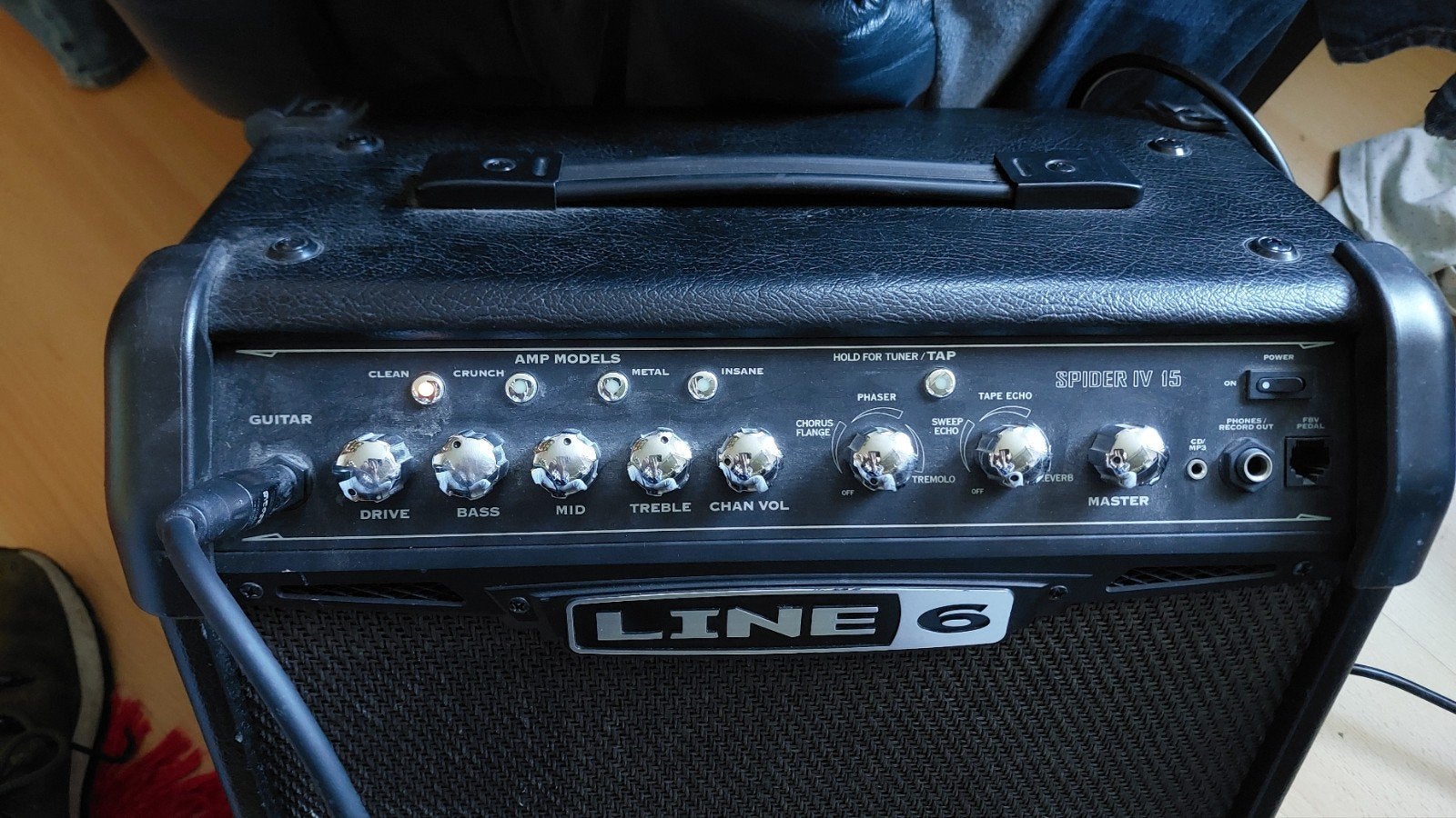 Line 6 Spider IV 15 gitaarversterker - Ideaal voor beginners, Ophalen of Verzenden, Gebruikt, Gitaar, Minder dan 50 watt