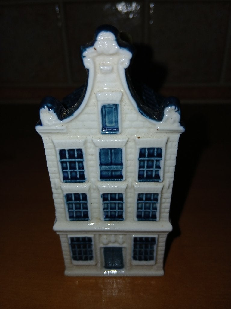 KLM huisjes, Verzamelen, Ophalen of Verzenden, Zo goed als nieuw, Gevuld