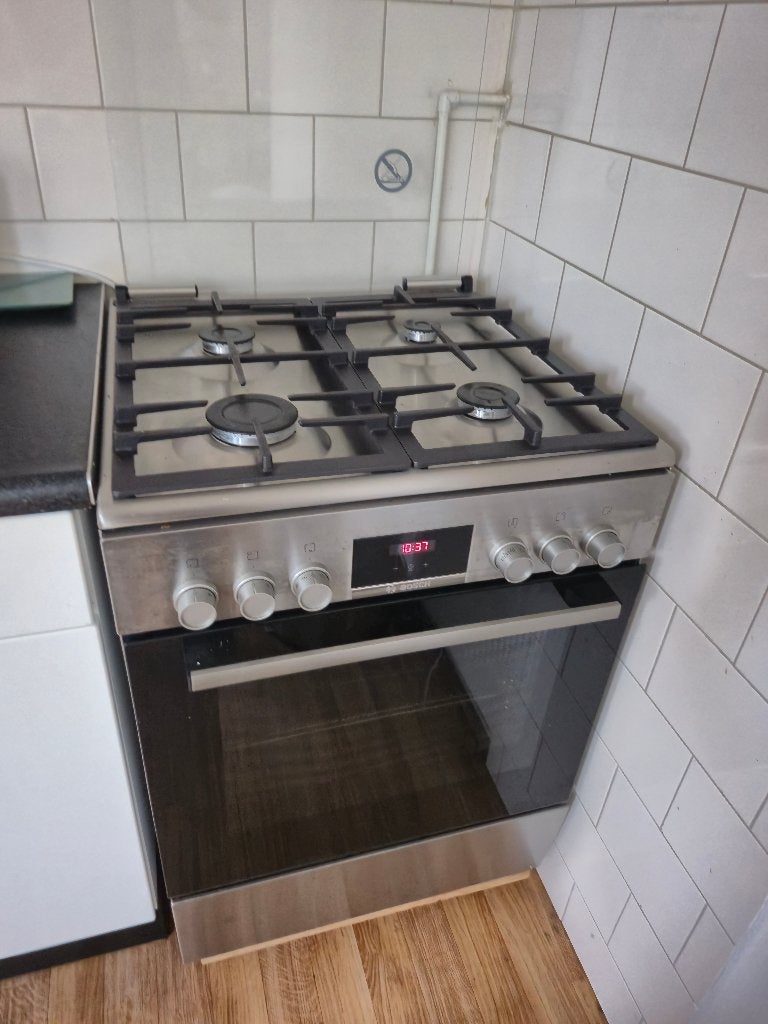 BOSCH Fornuis, Ophalen, 60 cm of meer, 4 kookzones, Zo goed als nieuw