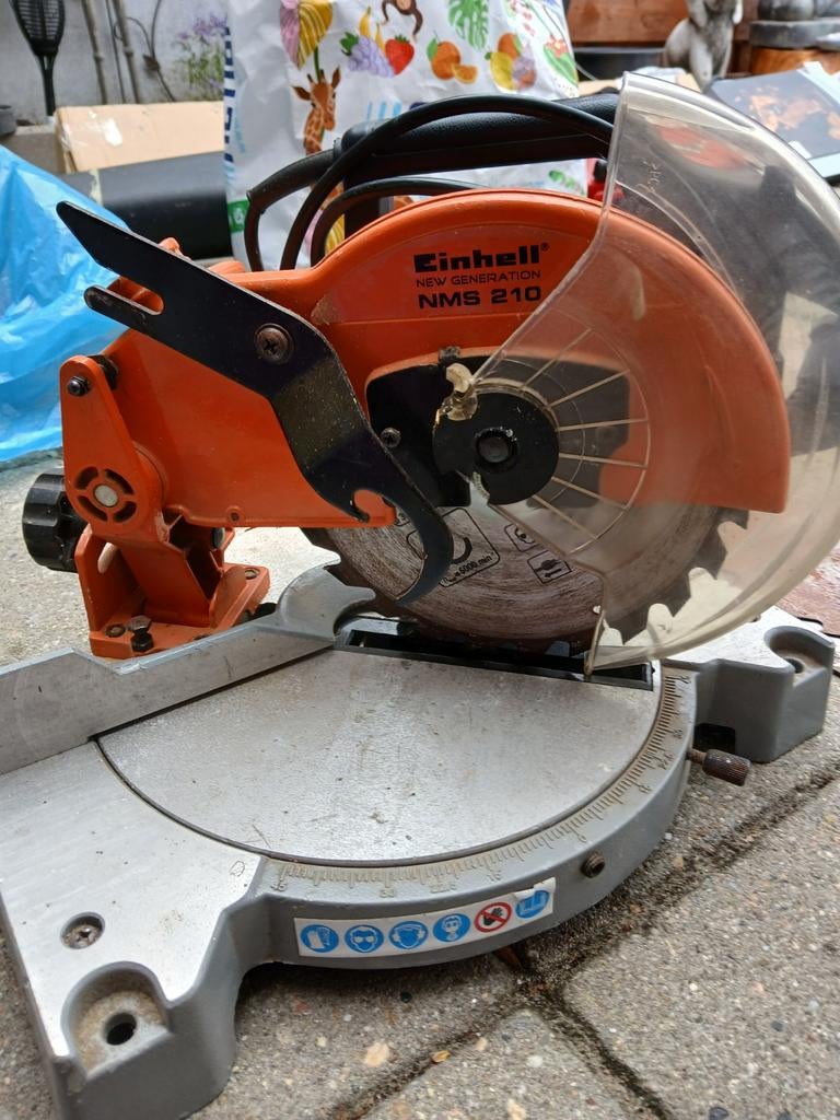 Einhell NMS 210 afkortzaag, Doe-het-zelf en Verbouw, Gereedschap | Zaagmachines, Gebruikt, Ophalen of Verzenden, Afkortzaag, 30 tot 70 mm