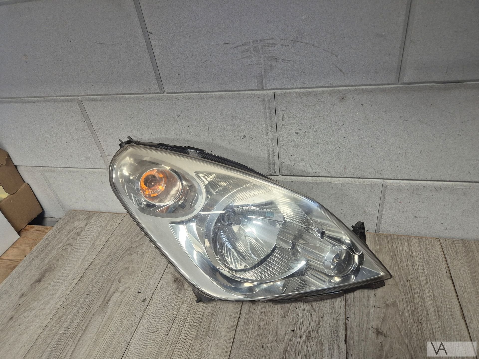 Koplamp rechts van Suzuki Splash 2008 - 2015 35100-51k00 €75, Gebruikt, -, -, Ophalen of Verzenden