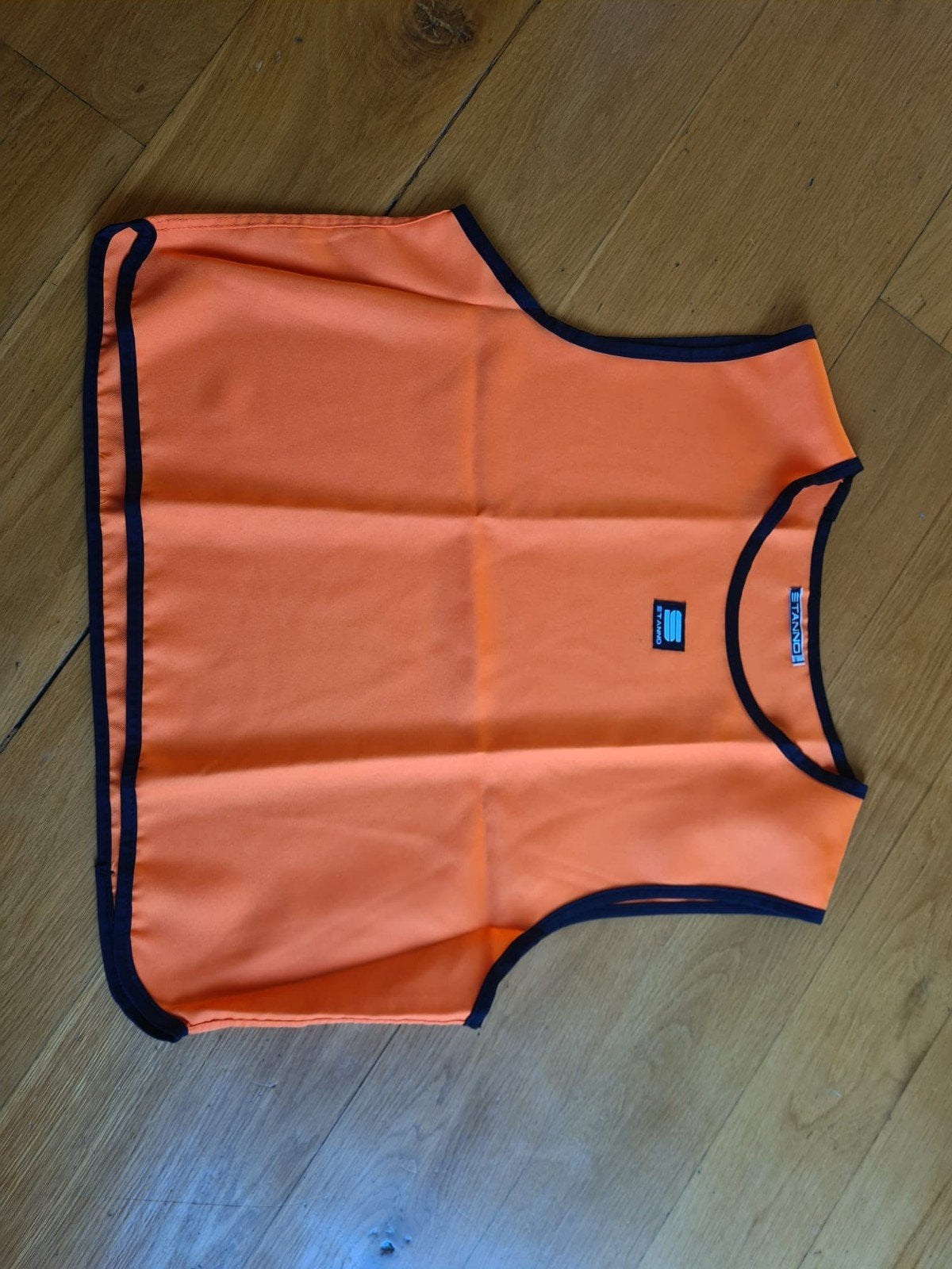 8 oranje hesjes maat XL voor sportwedstrijden, Sport en Fitness, Ophalen