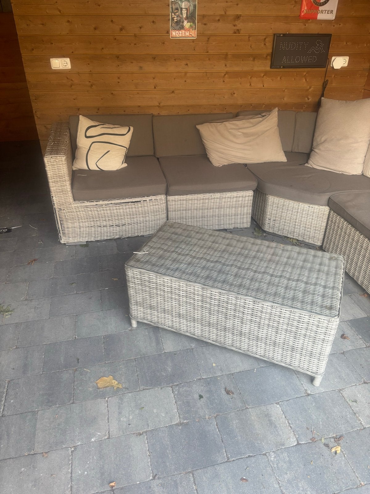 Lounge hoekbank - nette staat, kleine reparatie nodig, Ophalen, Gebruikt, Meer dan 8 zitplaatsen, Loungeset