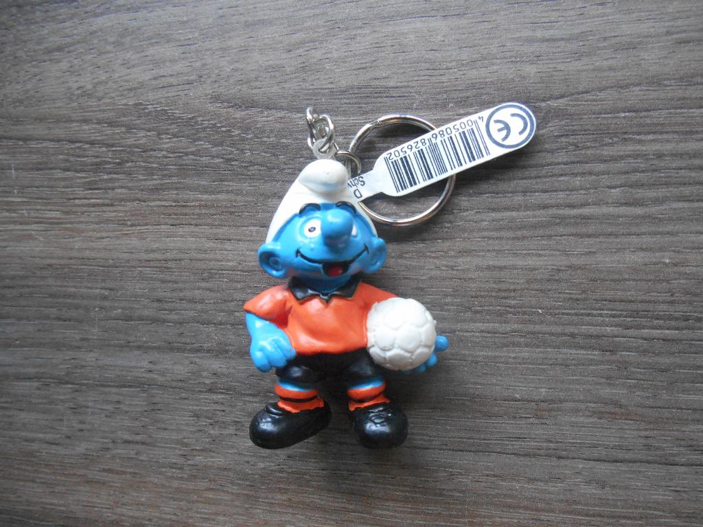 Voetbal smurf sleutelhanger Holland Nederlands elftal, Ophalen of Verzenden, Zo goed als nieuw