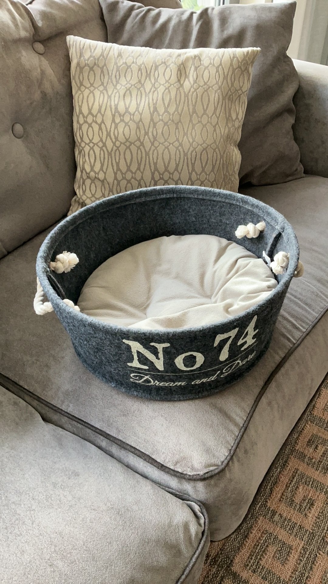 Vilten kattenmand., Ophalen, Zo goed als nieuw
