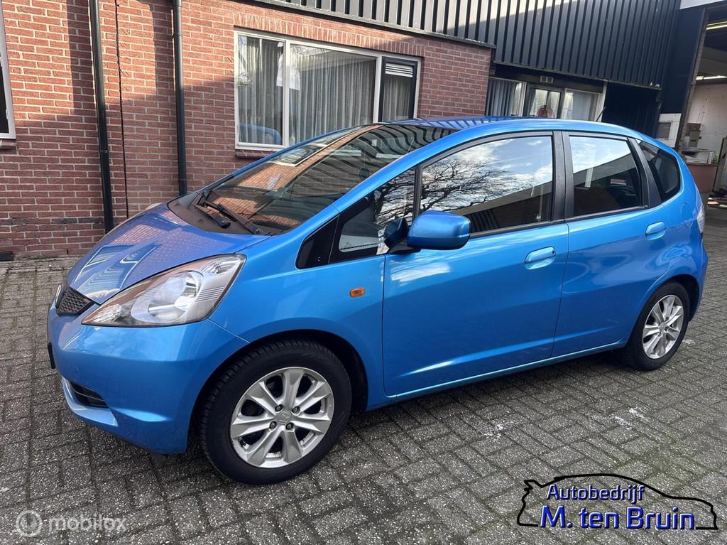 Honda Jazz 1.2 Cool / Trekhaak/Cruise/Airco, Voorwielaandrijving, Euro 5, Zwart, 4 cilinders