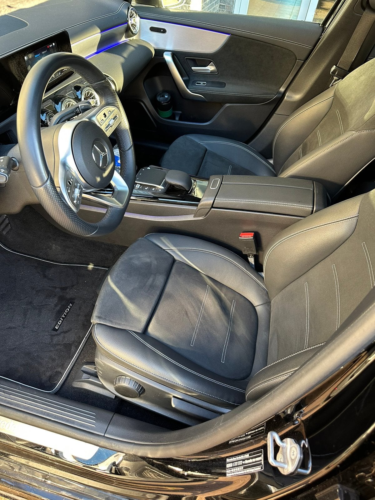 Foto 12 van Mercedes-Benz A-Klasse A 250 e 218pk 8G-DCT 2020 Zwart