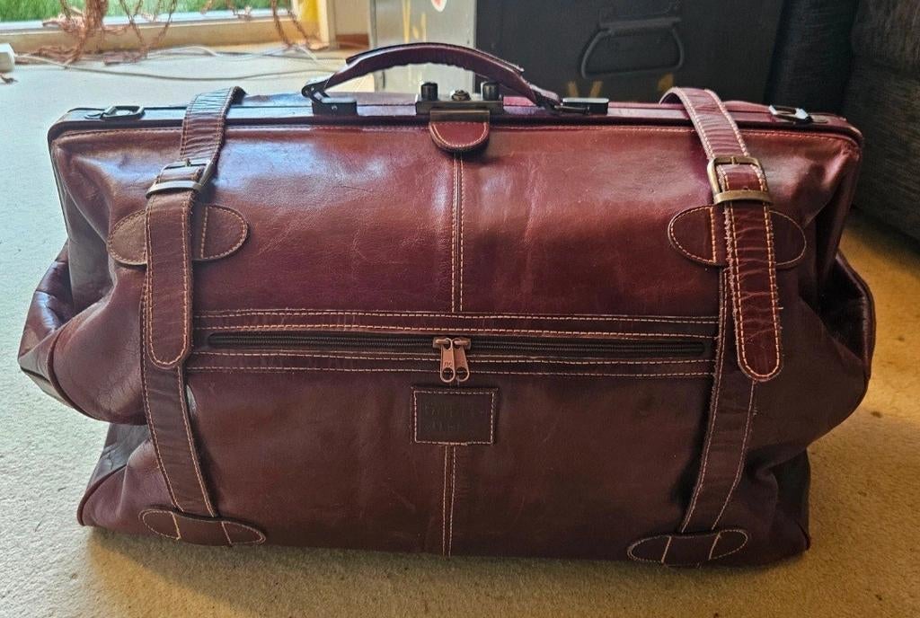 Vintage Leren Reistas / Weekendtas - Bordeauxrood, Sieraden, Tassen en Uiterlijk, Tassen | Reistassen en Weekendtassen, Gebruikt