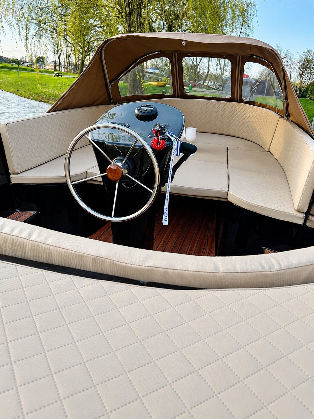 Maassloep 570 honda 20pk luxe opties nieuw direct leverbaar, Watersport en Boten, Sloepen, Ophalen, Zo goed als nieuw, Maassloep