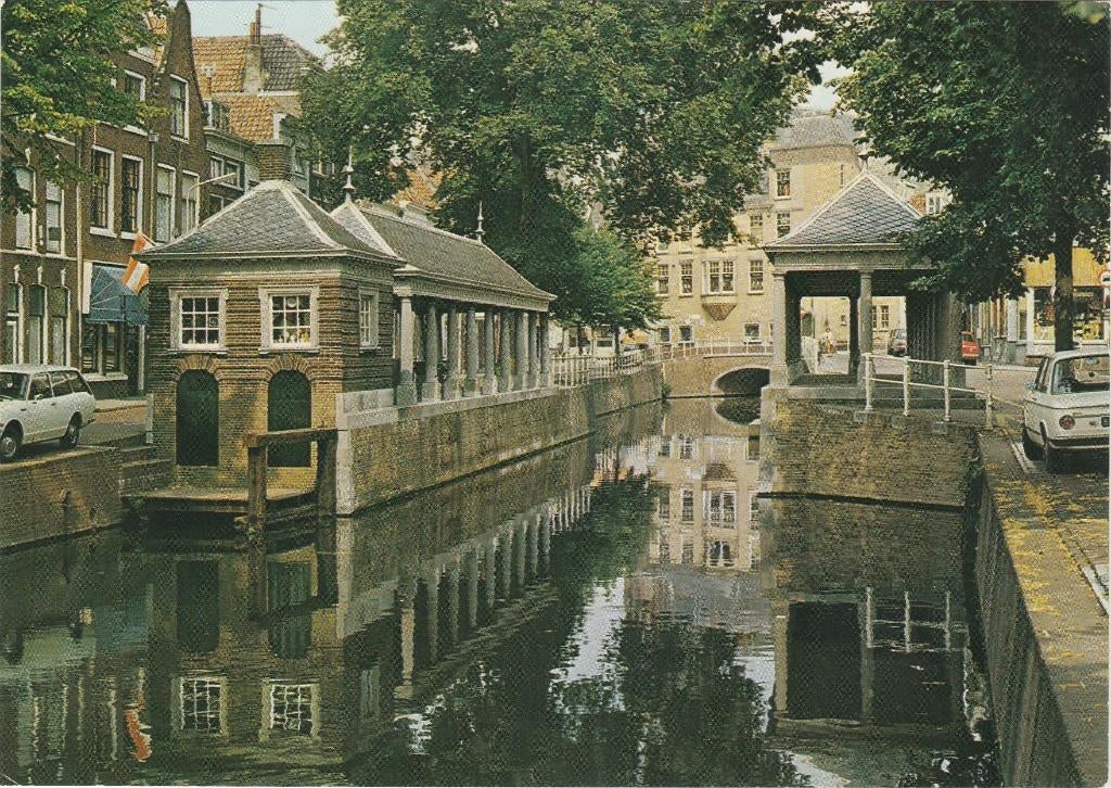 GOUDA Visbank en Korenbeurs met BMW, Verzenden, 1960 tot 1980, Ongelopen, Zuid-Holland