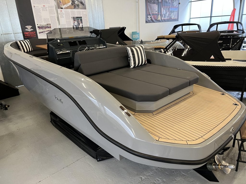 Rand Play 24 met mercruiser 250 pk geweldige fun boot., 3 m, Overige merken, Binnenboordmotor, 200 pk of meer