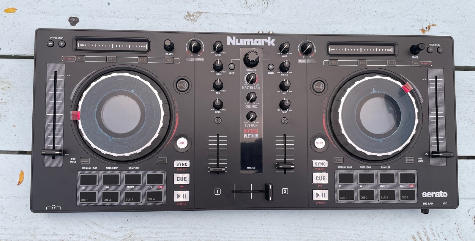 Numark Mixtrack Platinum 4-Deck DJ-controller met LCD-displa, Muziek en Instrumenten, Dj-sets en Draaitafels, Ophalen of Verzenden