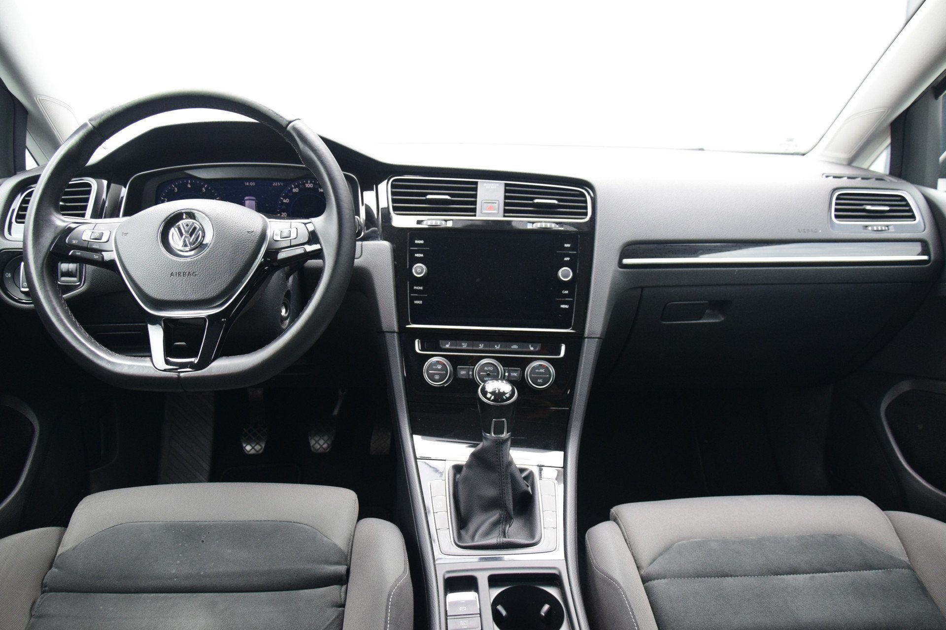 Volkswagen Golf Variant 1.4 TSI Highline Business R R-Line D, Auto's, Voorwielaandrijving, Stof, Gebruikt, 150 pk