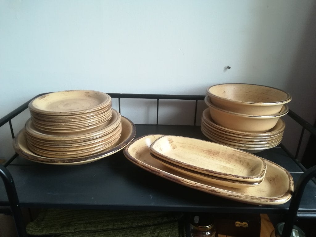42-delig Aardewerk Servies van Faïencerie de ST Clement, Ophalen