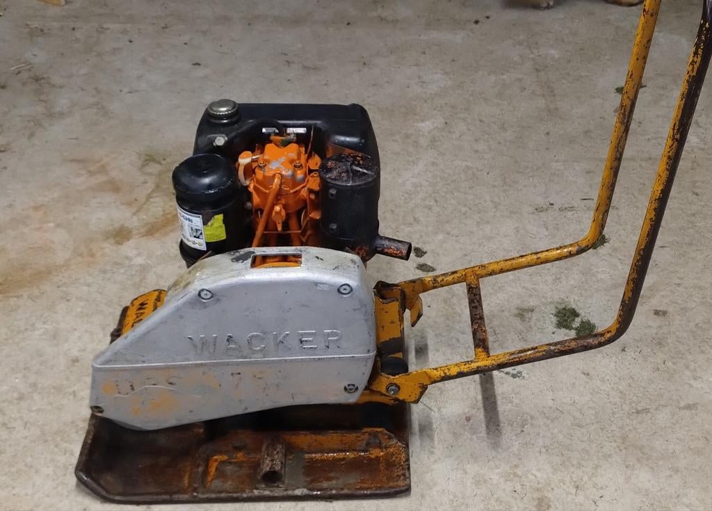 Wacker dps 1750 trilplaat, Hatz diesel., Ophalen