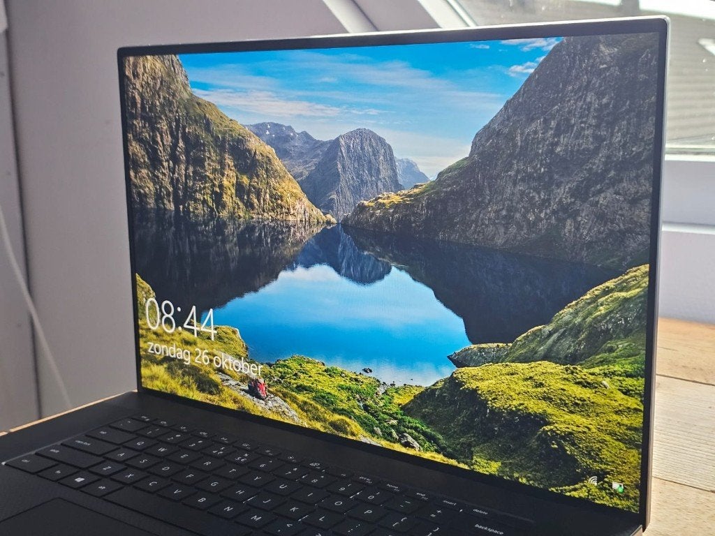 Dell XPS 17 ~ Intel i7 & NVIDIA 1650 Ti ~ Z.g.a.n., Computers en Software, Ophalen, Met videokaart, 2 tot 3 Ghz, Qwerty