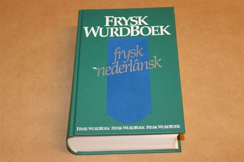 Frysk Wurdboek — Fries-Nederlands Naslagwerk Dik Boek, Boeken, Ophalen of Verzenden, Gelezen, Van Dale, Nederlands