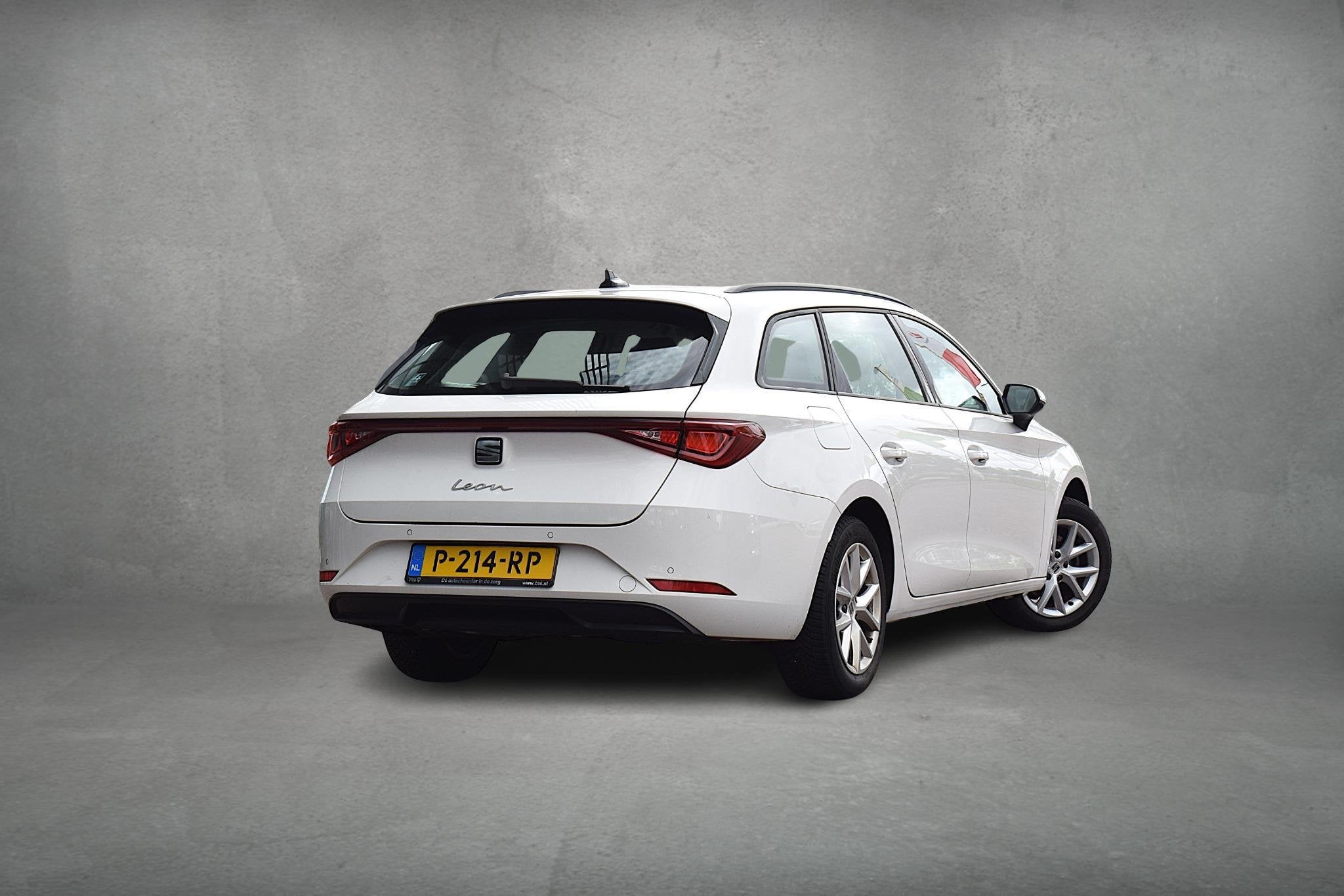 SEAT Leon Sportstourer 1.0 TSI Style | Apple CarPlay | Sport, Auto's, Stof, Gebruikt, Leon, Wit