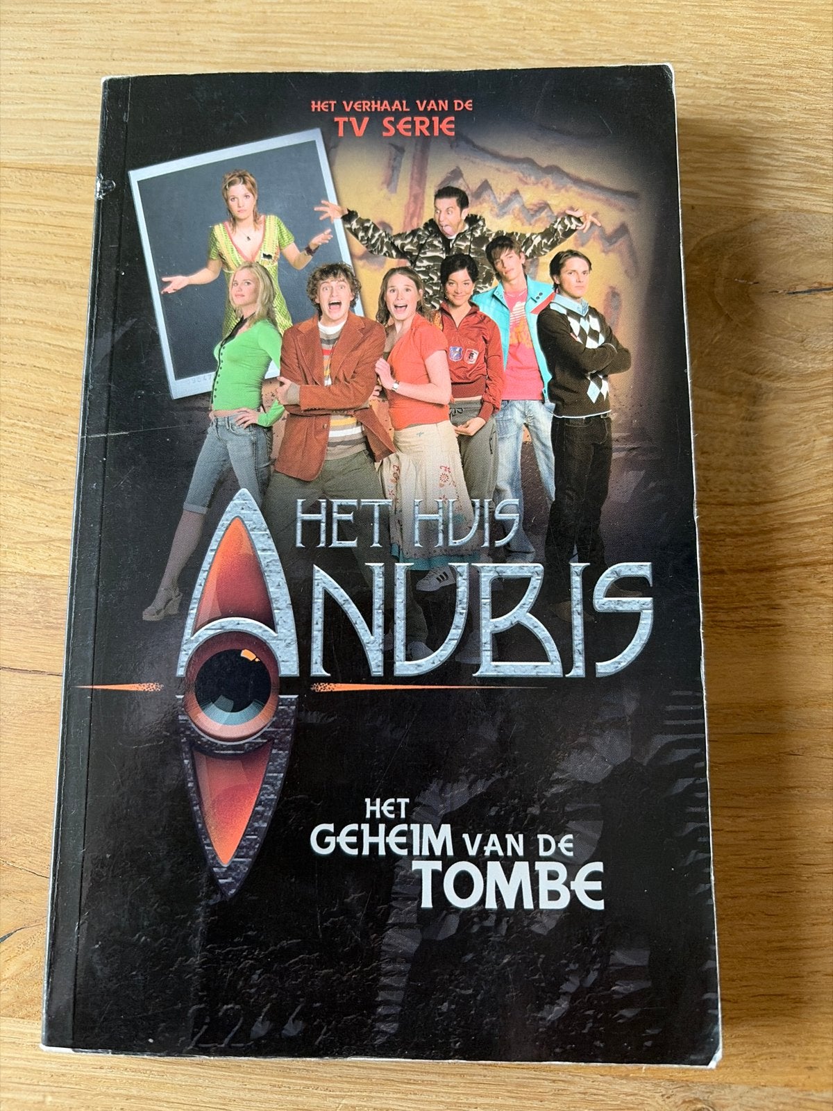 Het Huis Anubis: Het Geheim van de Tombe - Boek, Ophalen of Verzenden, Gelezen, Fictie