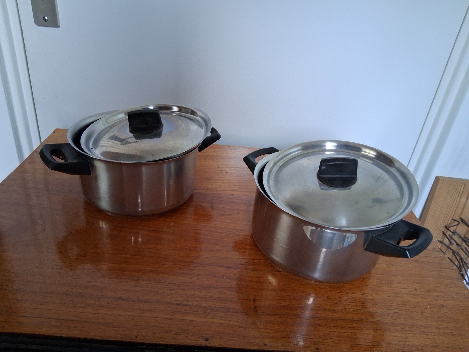twee zware pannen van BK samen €10, Ophalen of Verzenden, Rvs, Pannenset