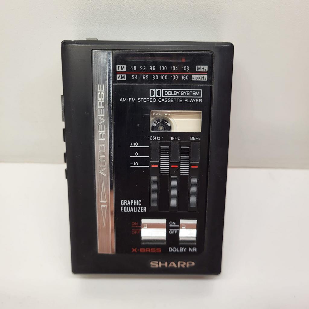 Sharp AM/FM Stereo Cassette Player met Equalizer, Ophalen of Verzenden, Zo goed als nieuw