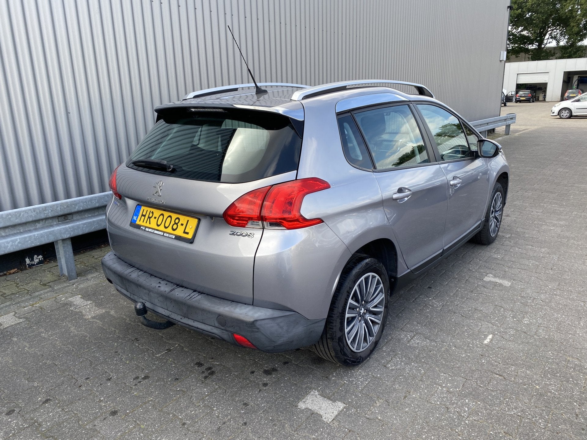 Peugeot 2008 1.2 PureTech Active AUTOMAAT, Clima, Navi, CC,, Euro 6, 1199 cc, 82 pk, 770 kg