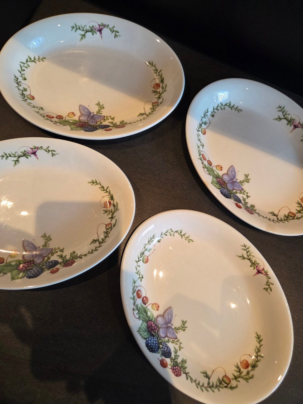 4 schaaltjes van Marjolein Bastin Libelle (Wedgwood Group), Landelijk/Boerenbont, Ophalen of Verzenden, Wedgwood, Porselein