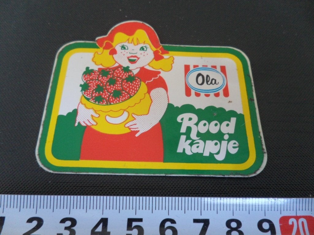 sticker OLA IJS roodkapje aardbeien, Ophalen of Verzenden, Zo goed als nieuw