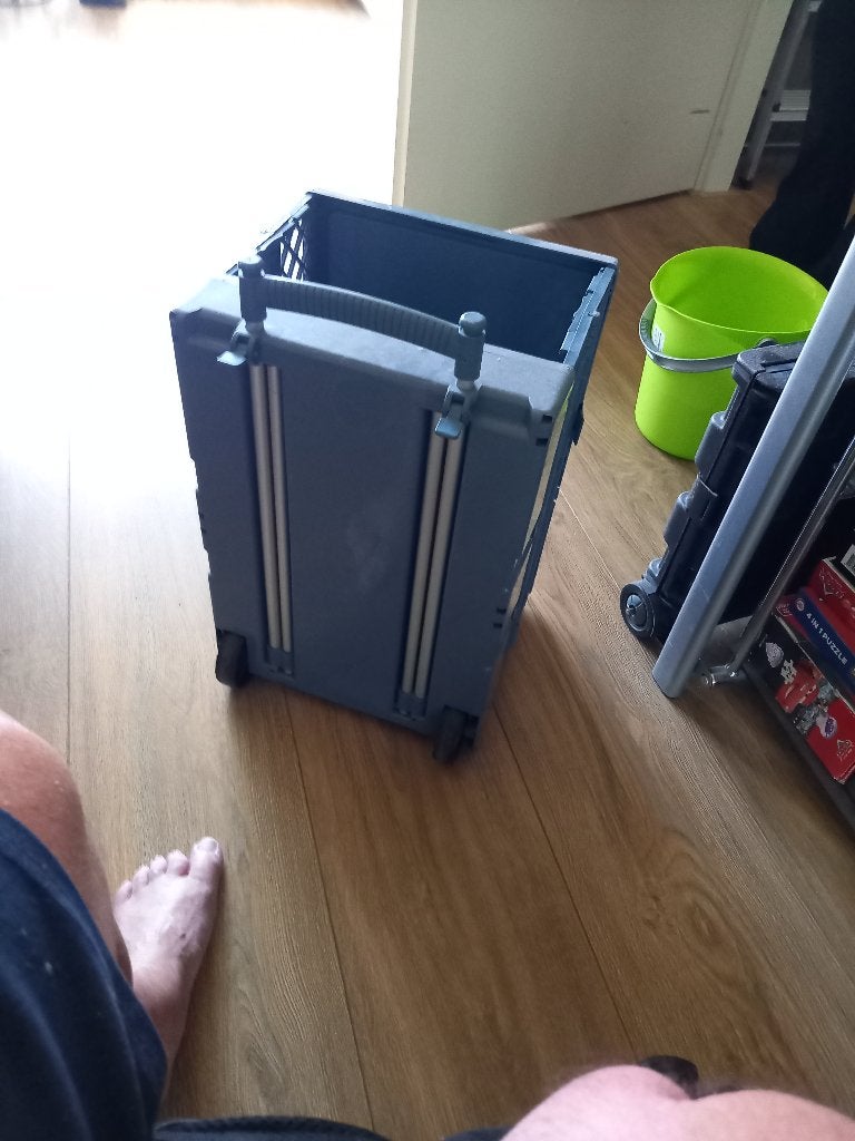 Opvouwbare winkelkratje op wielen, Ophalen, Gebruikt, Opvouwbaar, Minder dan 50 cm