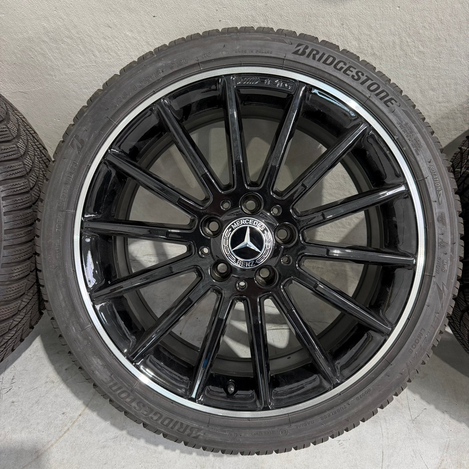 18 inch Origineel Mercedes A  B KLASSE CLA velgen met banden, Auto-onderdelen, Banden en Velgen, 18 inch, Gebruikt, Velgen, Personenwagen
