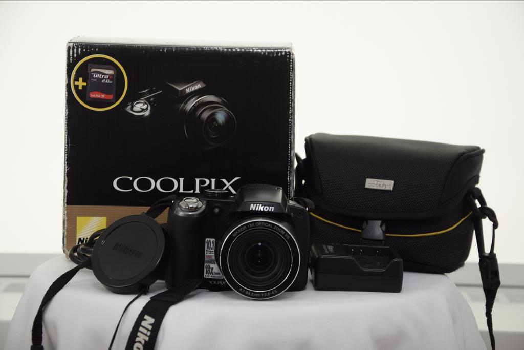 Nikon Coolpix P80 digitale camera, Audio, Tv en Foto, Fotocamera's Digitaal, Gebruikt, Compact, Ophalen of Verzenden, Nikon