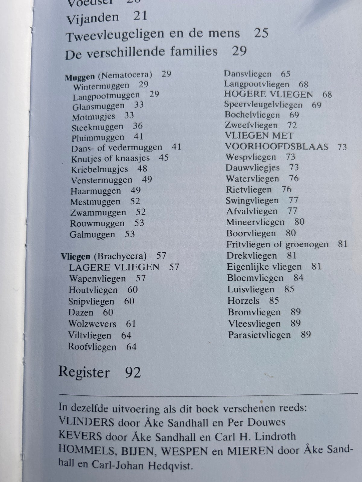 Vliegen en Muggen - Natuurgids met 158 kleurenfoto's, Ophalen of Verzenden, Zo goed als nieuw, Natuur algemeen