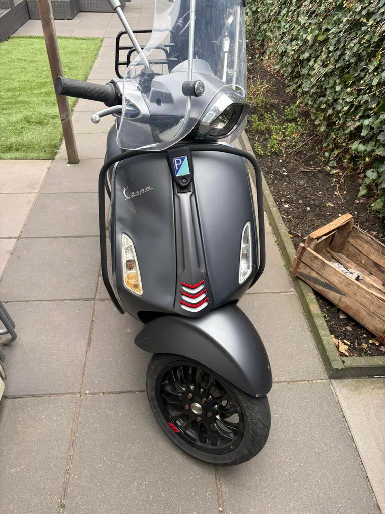 Inkoop motor / scooters piaggio mp3 enz met & zonder schade, Fietsen en Brommers, Scooters | Vespa, Zo goed als nieuw, Overige modellen