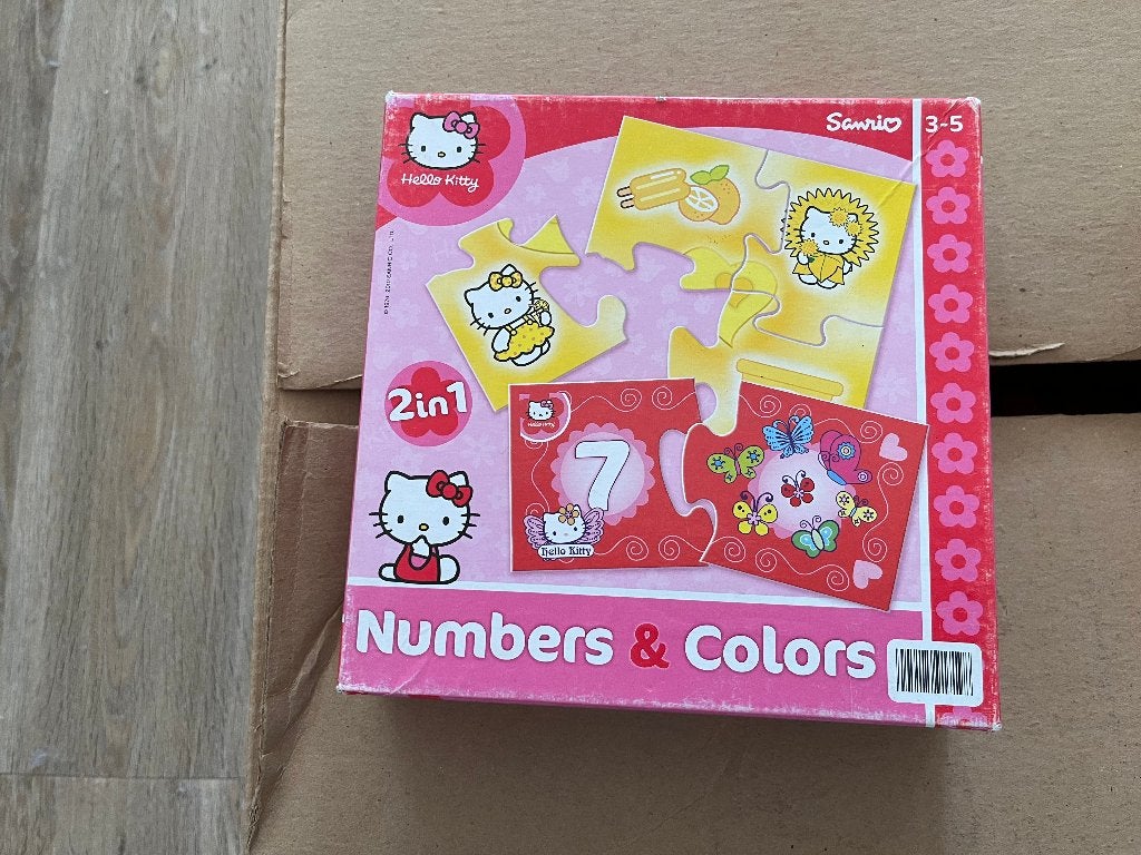Hello Kitty kinderpuzzel Numbers & Colors met 36 stukjes, Ophalen of Verzenden, 10 tot 50 stukjes, Zo goed als nieuw, 6 maanden tot 2 jaar