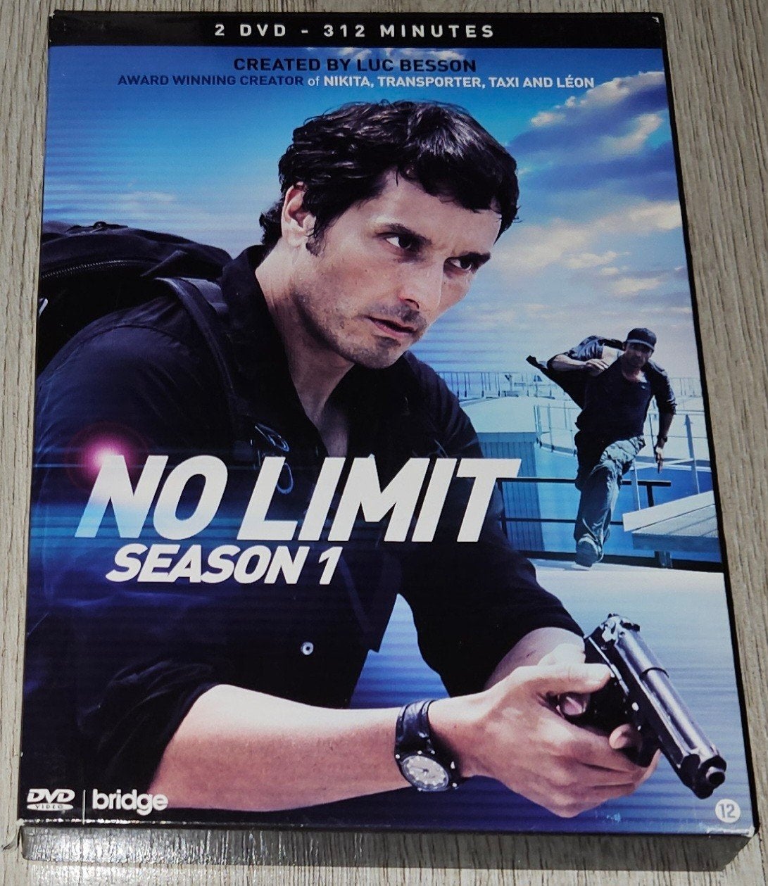 No Limit - Seizoen 1 (2DVD) - Actiethriller Luc Besson, Gebruikt, Nederlands, Actiethriller, Ophalen of Verzenden
