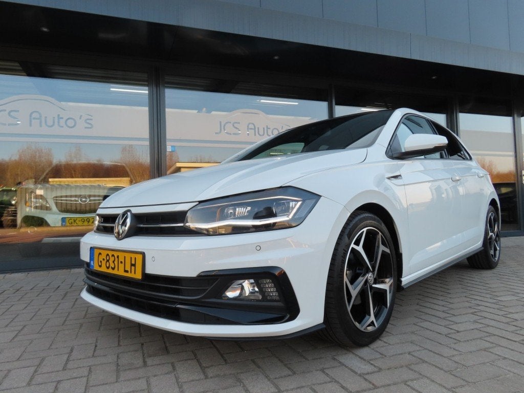 Volkswagen POLO 1.0 TSI R-Line Ecc Acc Led Pano 17 Inch 2x P, Voorwielaandrijving, Electronic Stability Program (ESP), Gebruikt