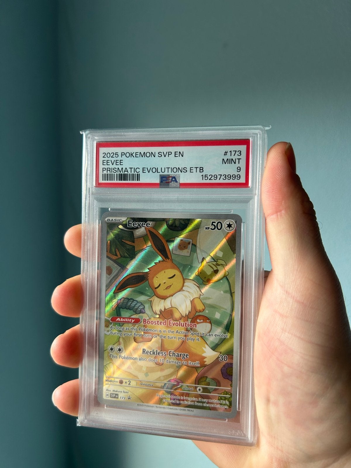 EEVEE PSA 9 PRISMATIC Evolutions ETB Pokémon Kaart, Ophalen of Verzenden, Zo goed als nieuw, Losse kaart