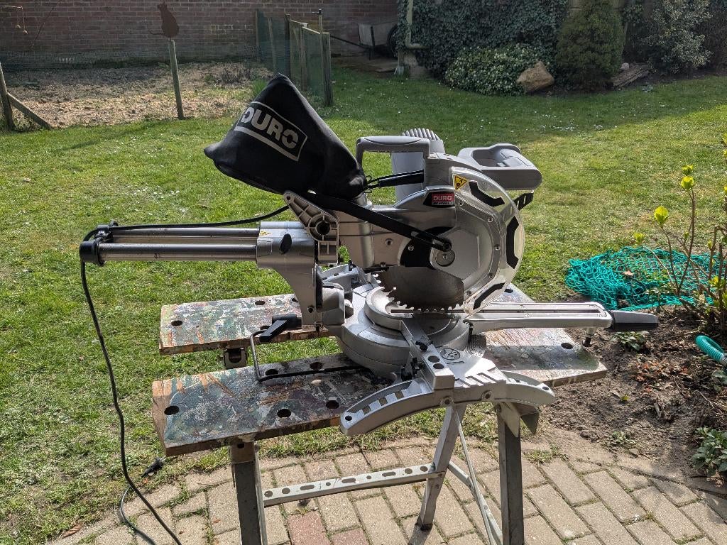 Afkort-en verstekzaag, Doe-het-zelf en Verbouw, Gereedschap | Zaagmachines, Ophalen, Zo goed als nieuw, Afkortzaag, 30 tot 70 mm